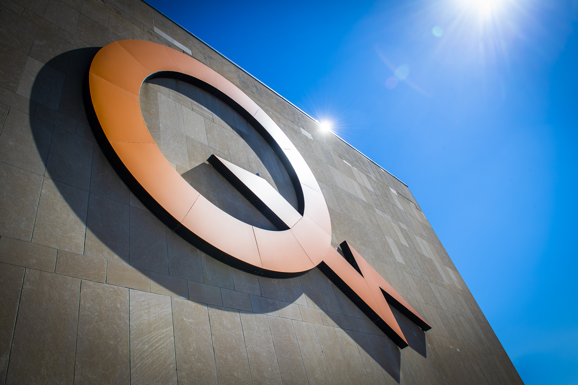 Hydro-Québec sign on the roof of the head office building.